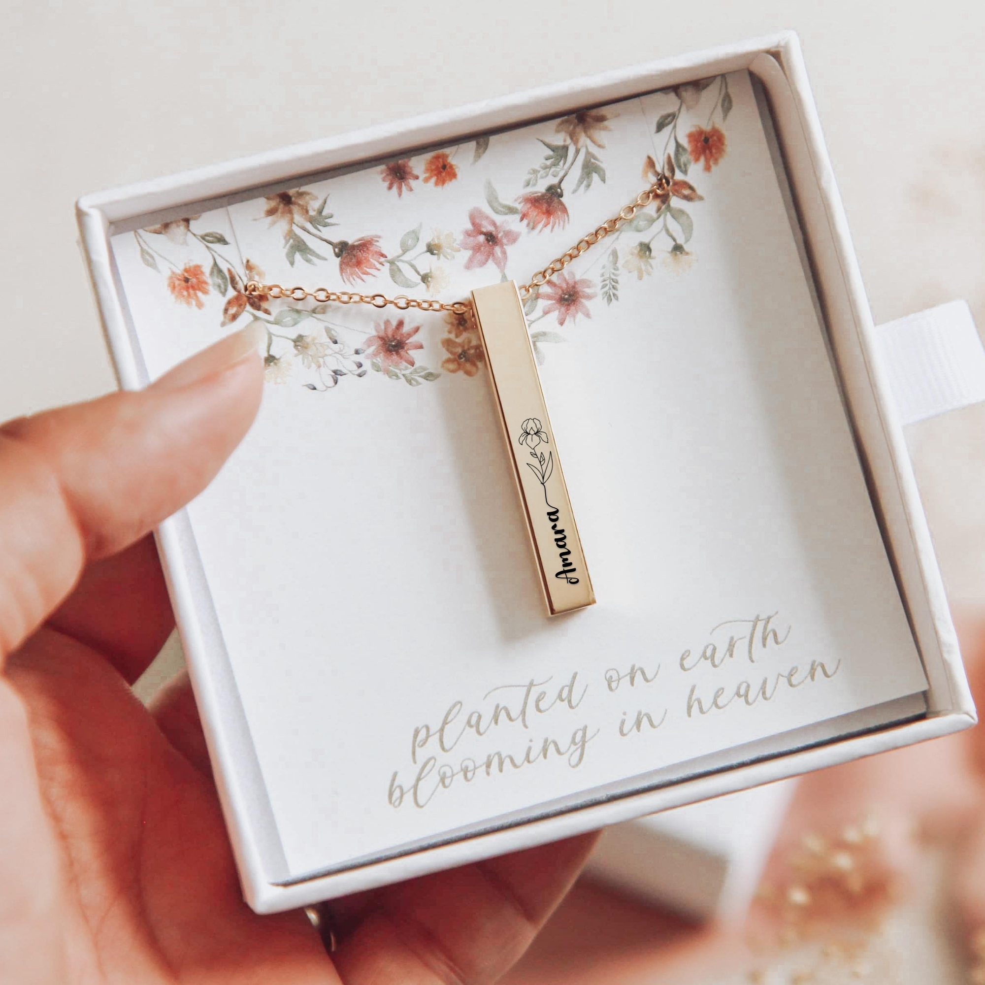 Blooming in Heaven Bar Necklace